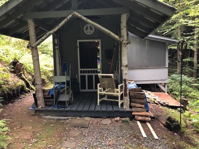3121 Hogback Road