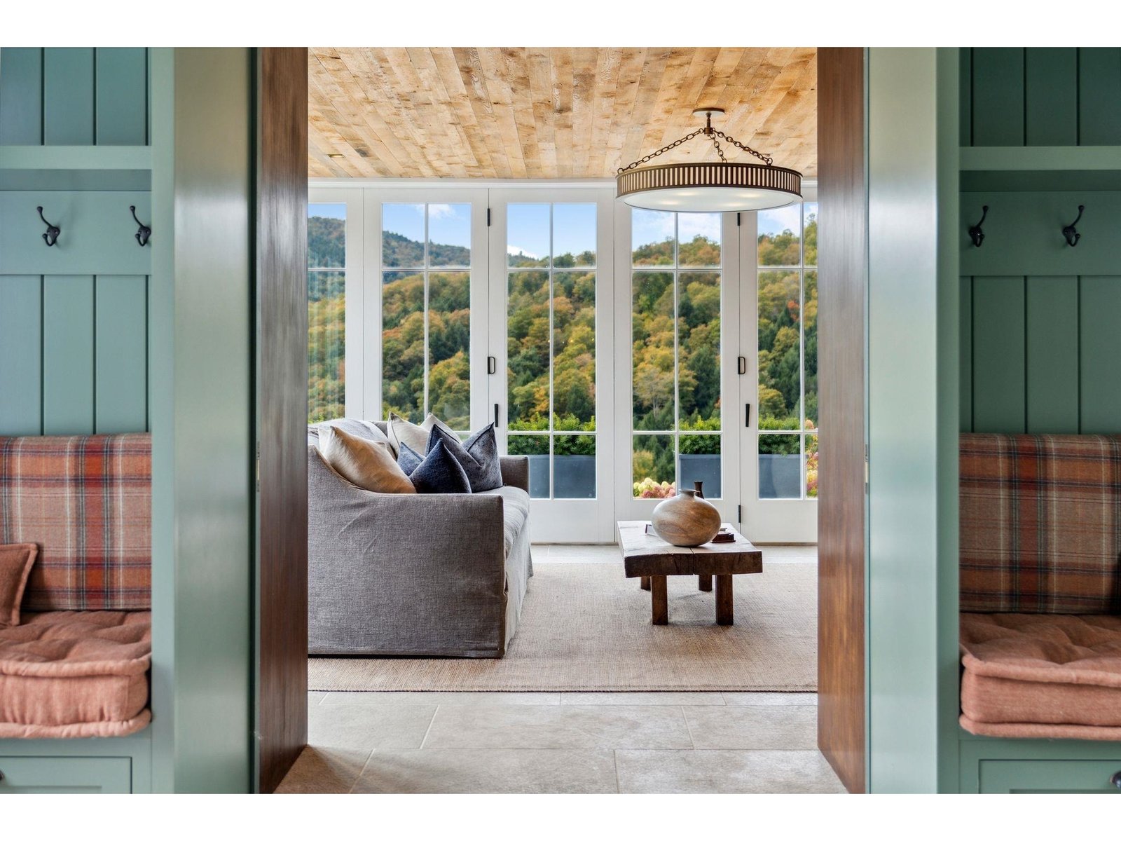 3147 Mount Hunger Road