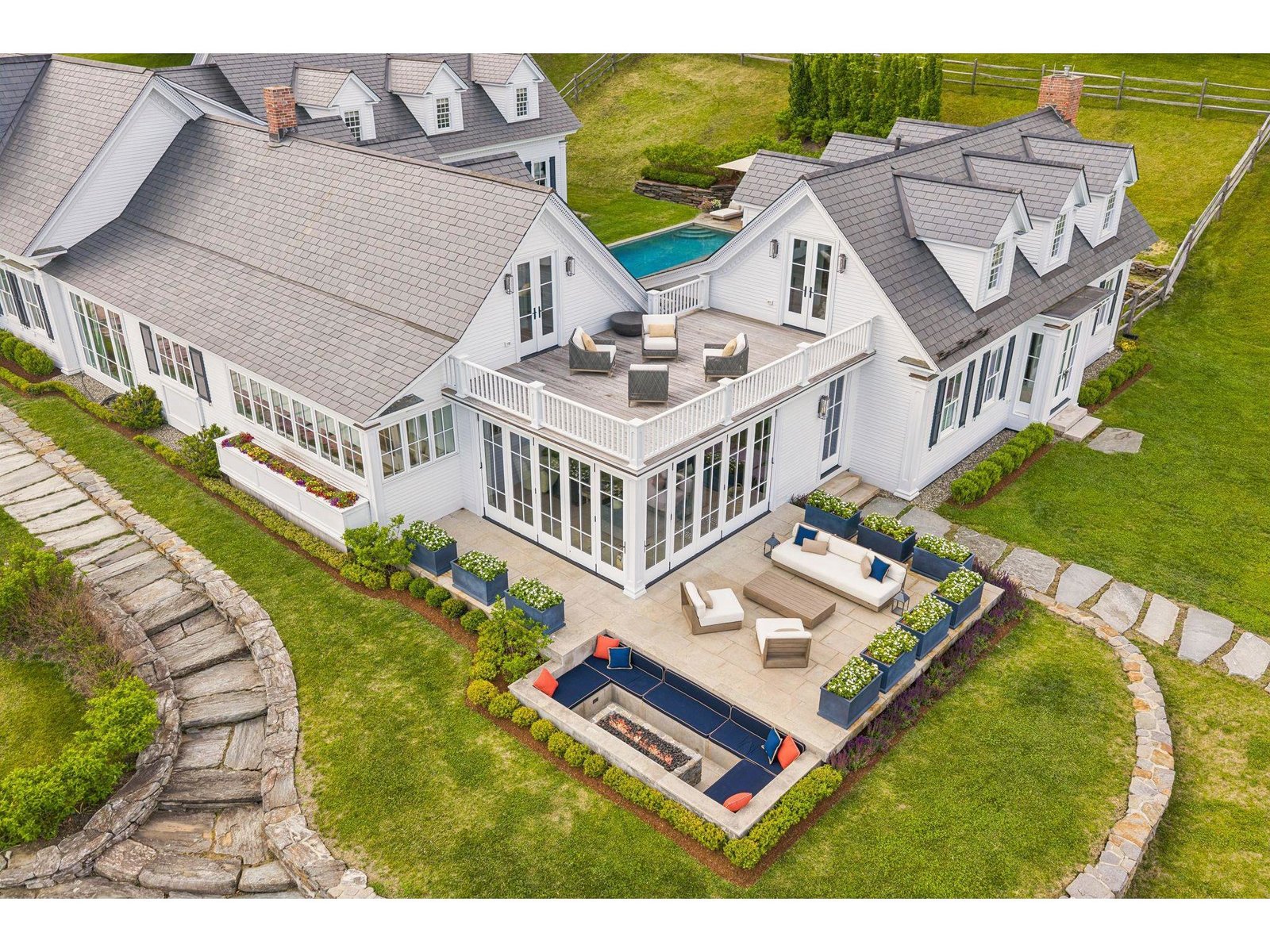 3147 Mount Hunger Road