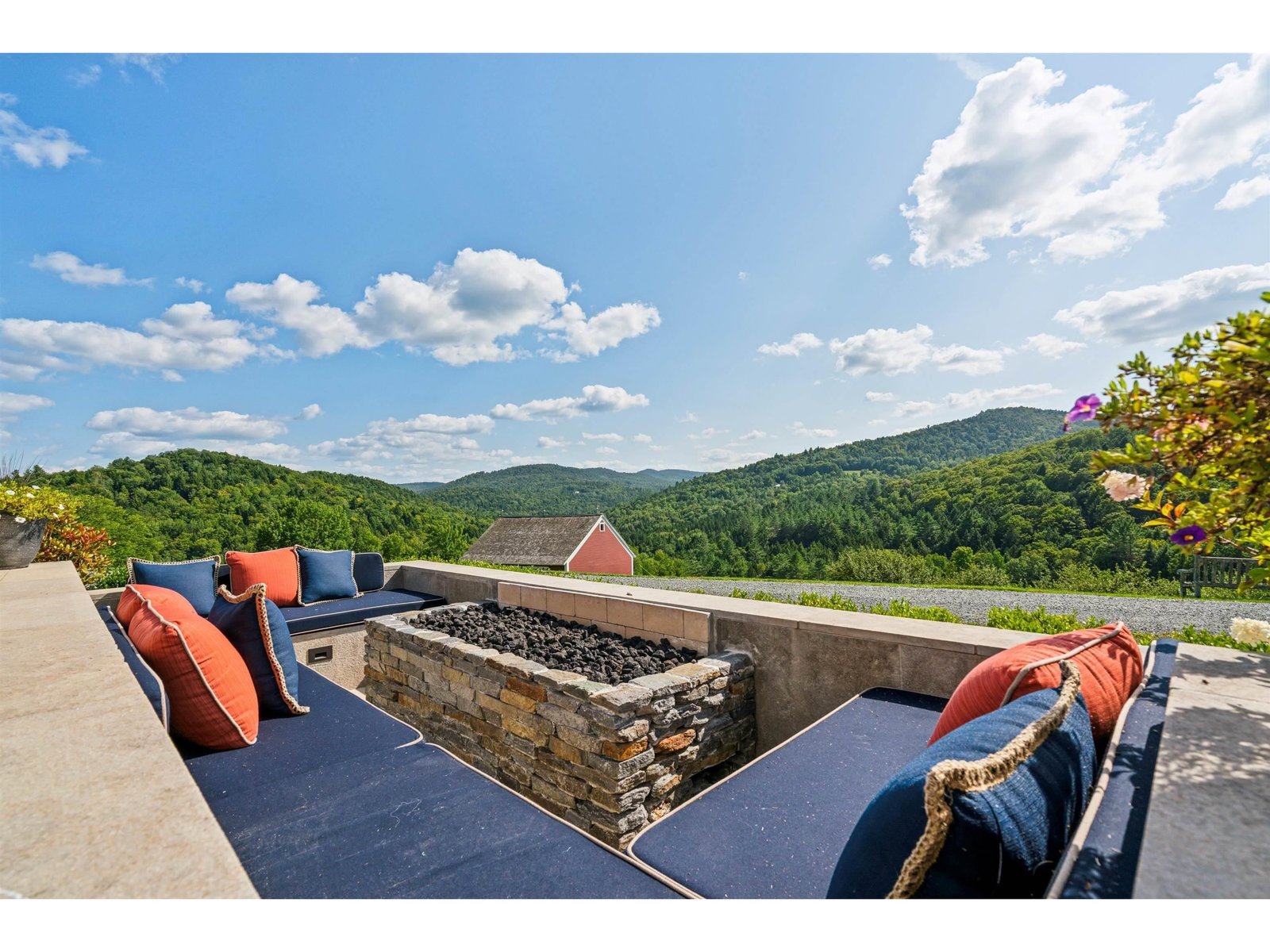 3147 Mount Hunger Road