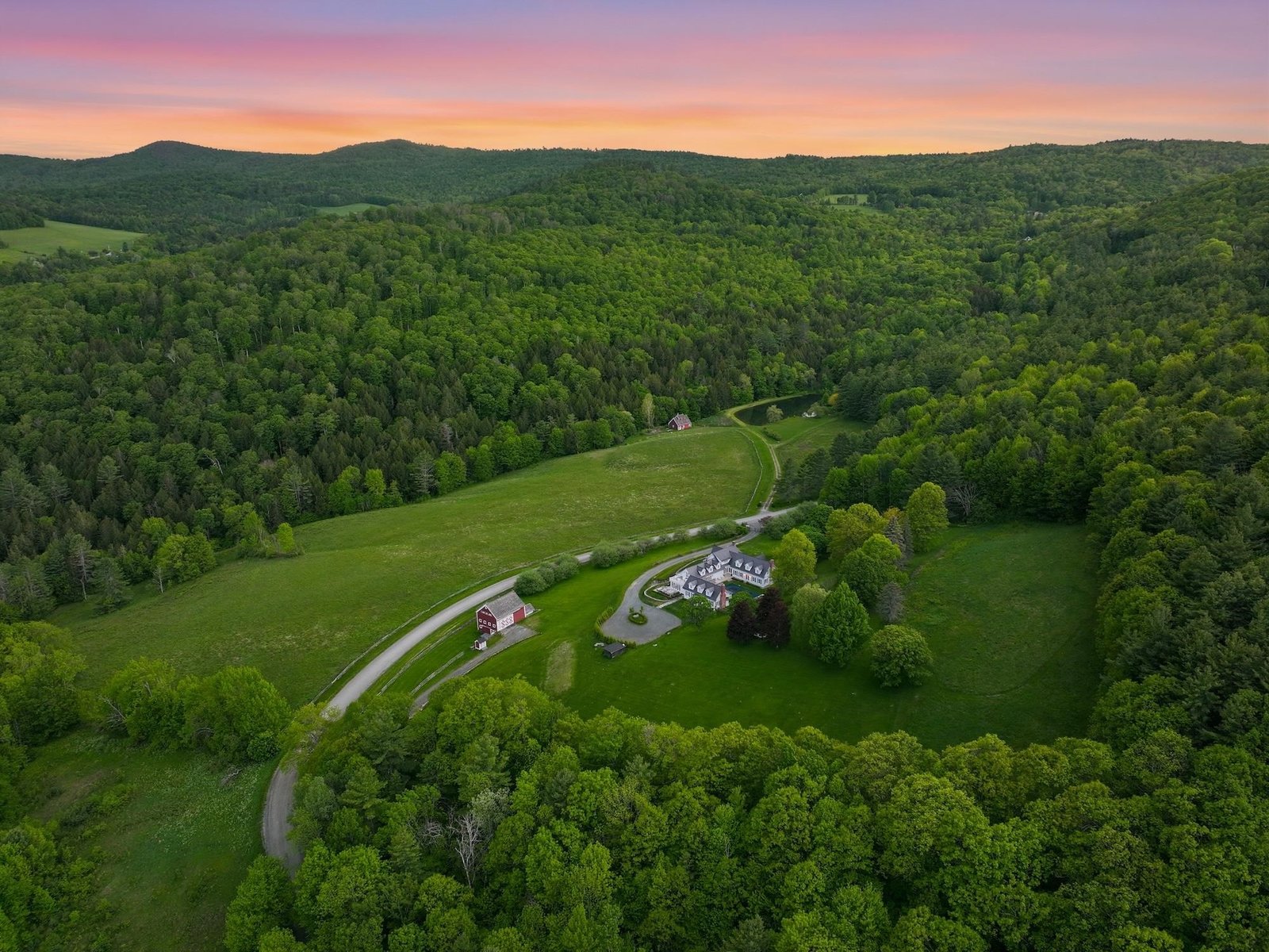 3147 Mount Hunger Road