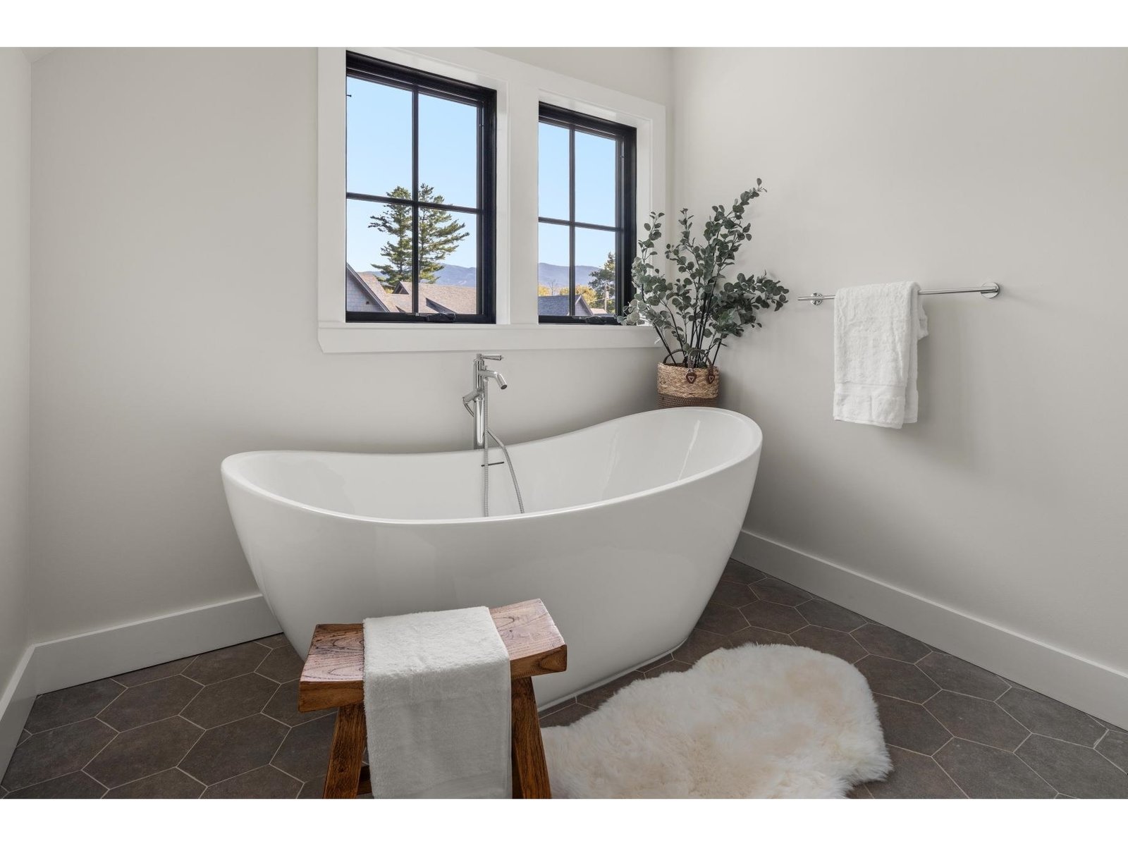3148 Mountain Road, Unit B
