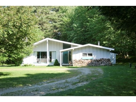 3174 Mountain Road