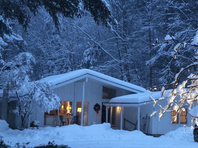 3174 Mountain Road