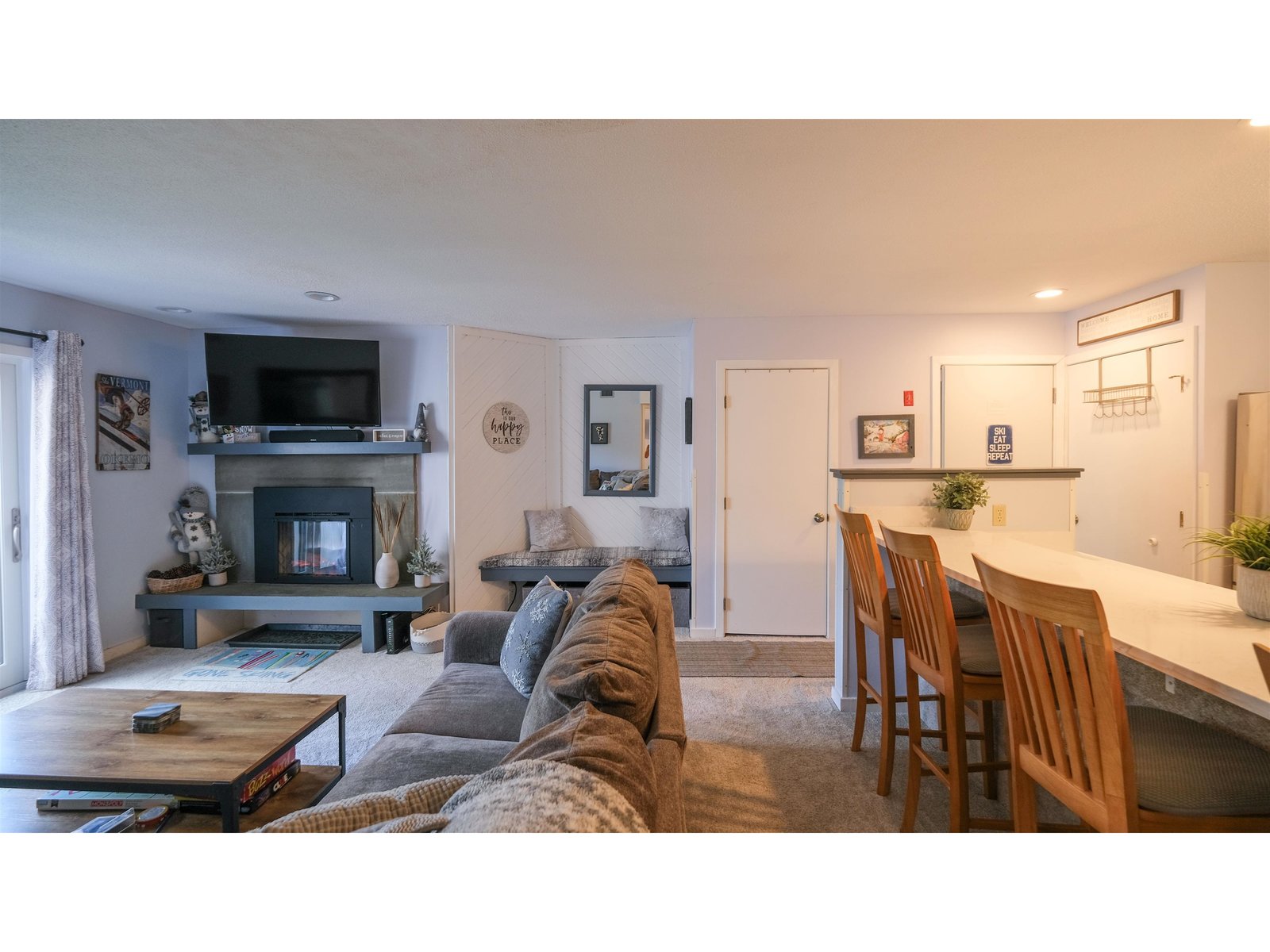 318 Mountain Road, Unit A302