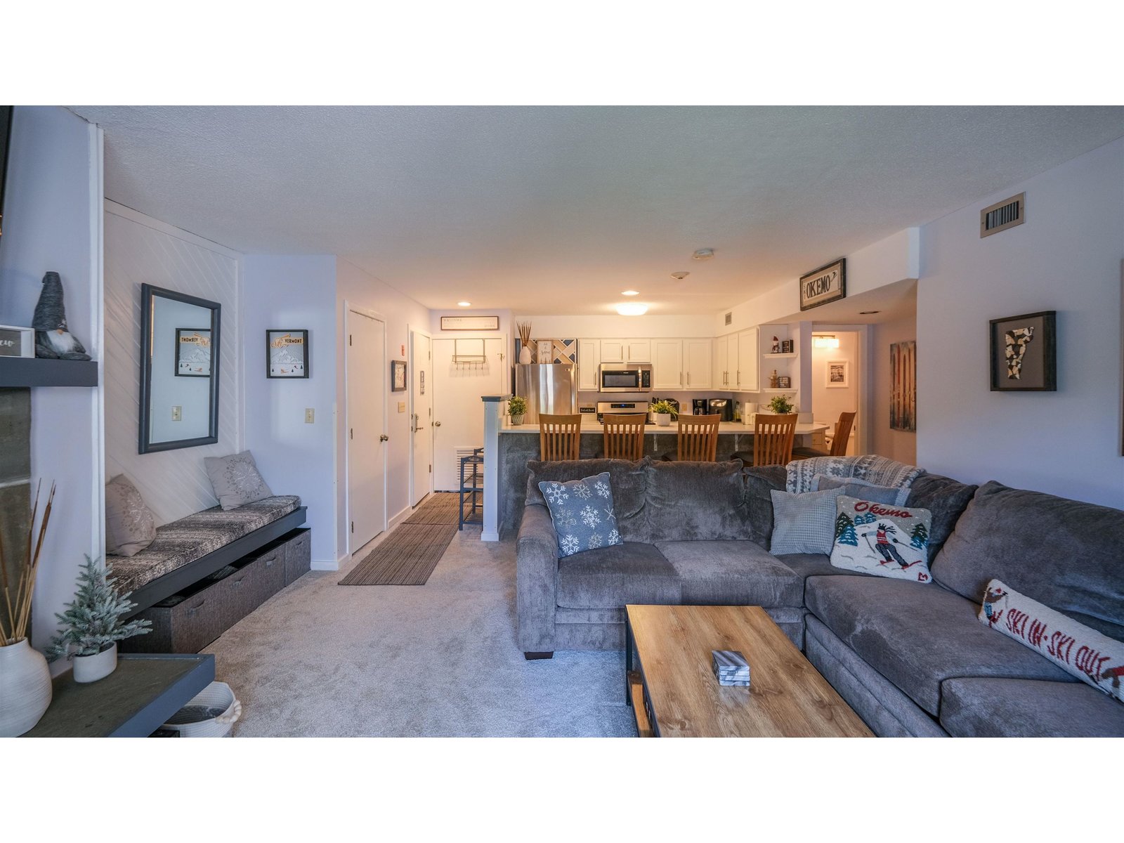 318 Mountain Road, Unit A302