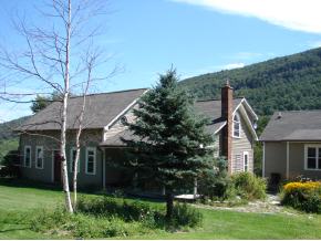 318 Pleasant Valley