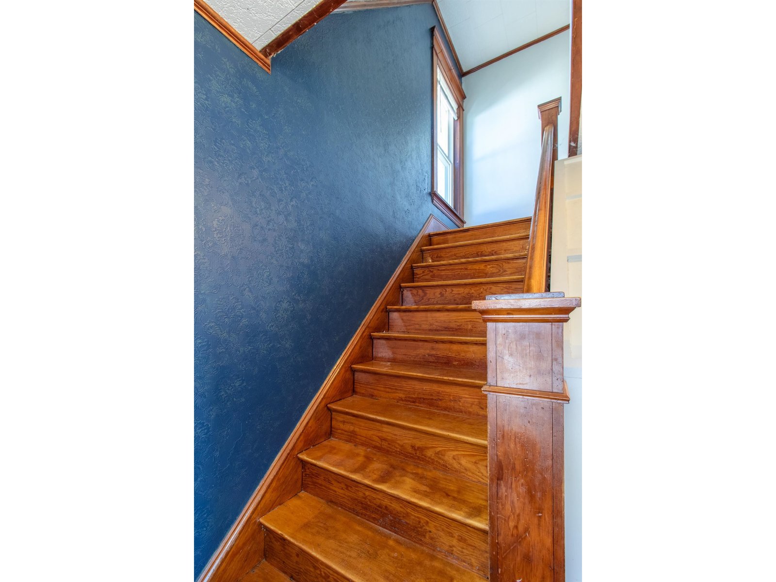 318 West Main Street