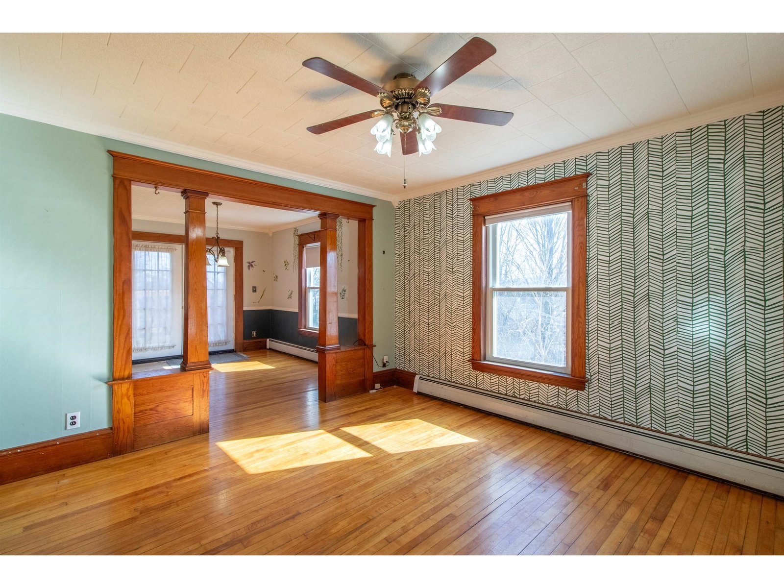 318 West Main Street