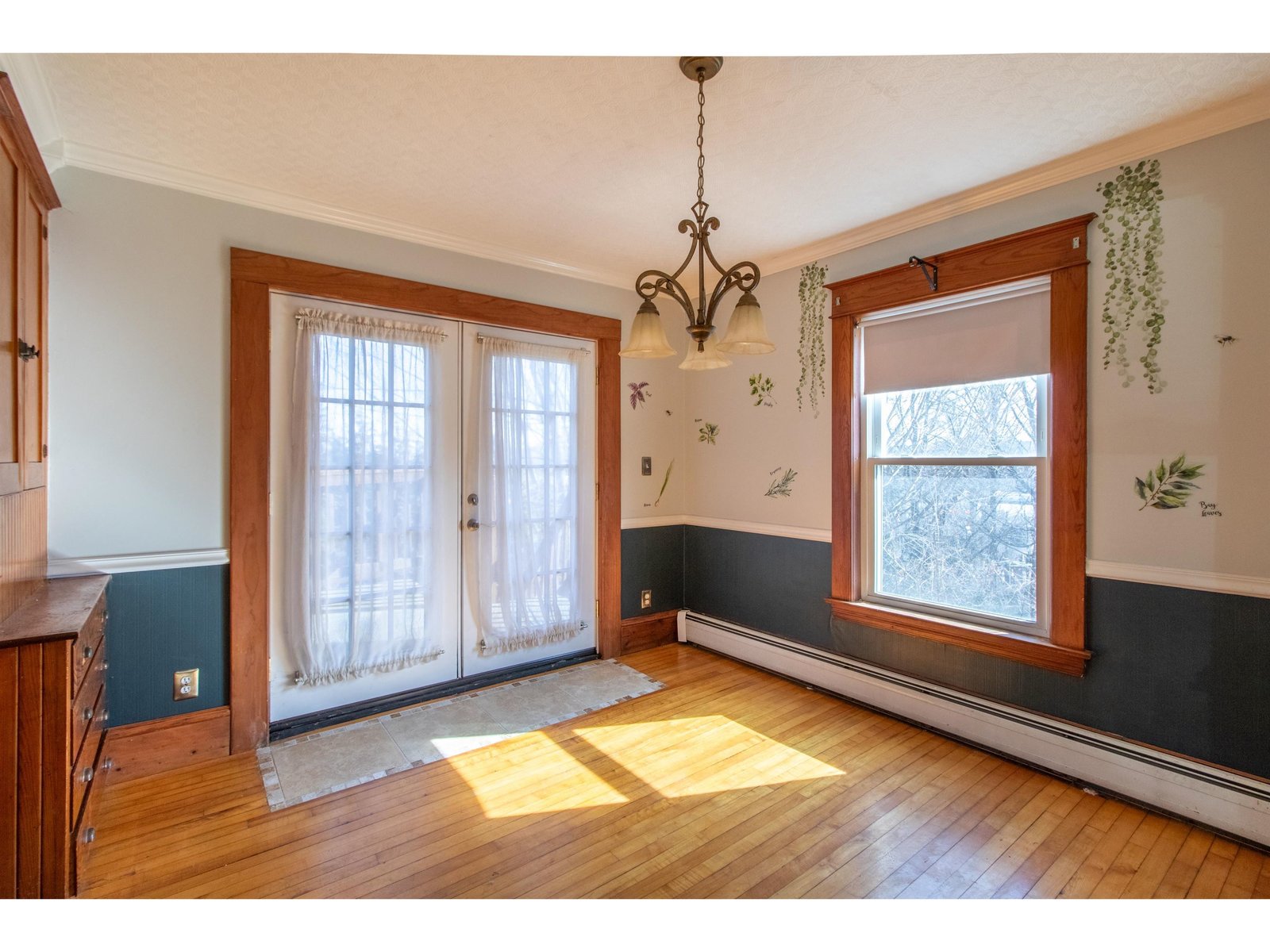 318 West Main Street