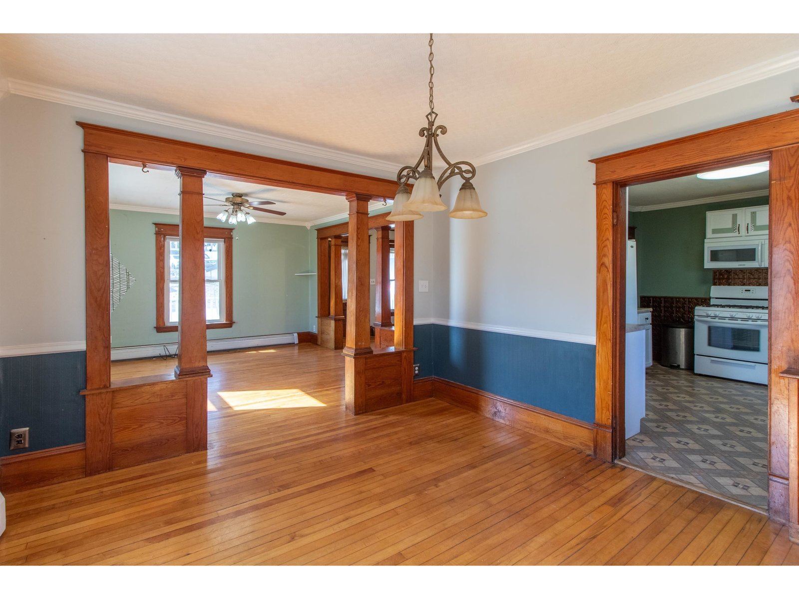 318 West Main Street