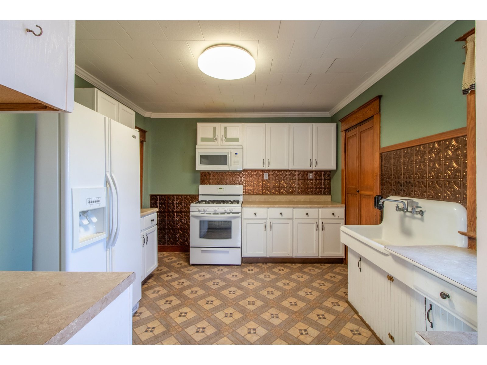 318 West Main Street