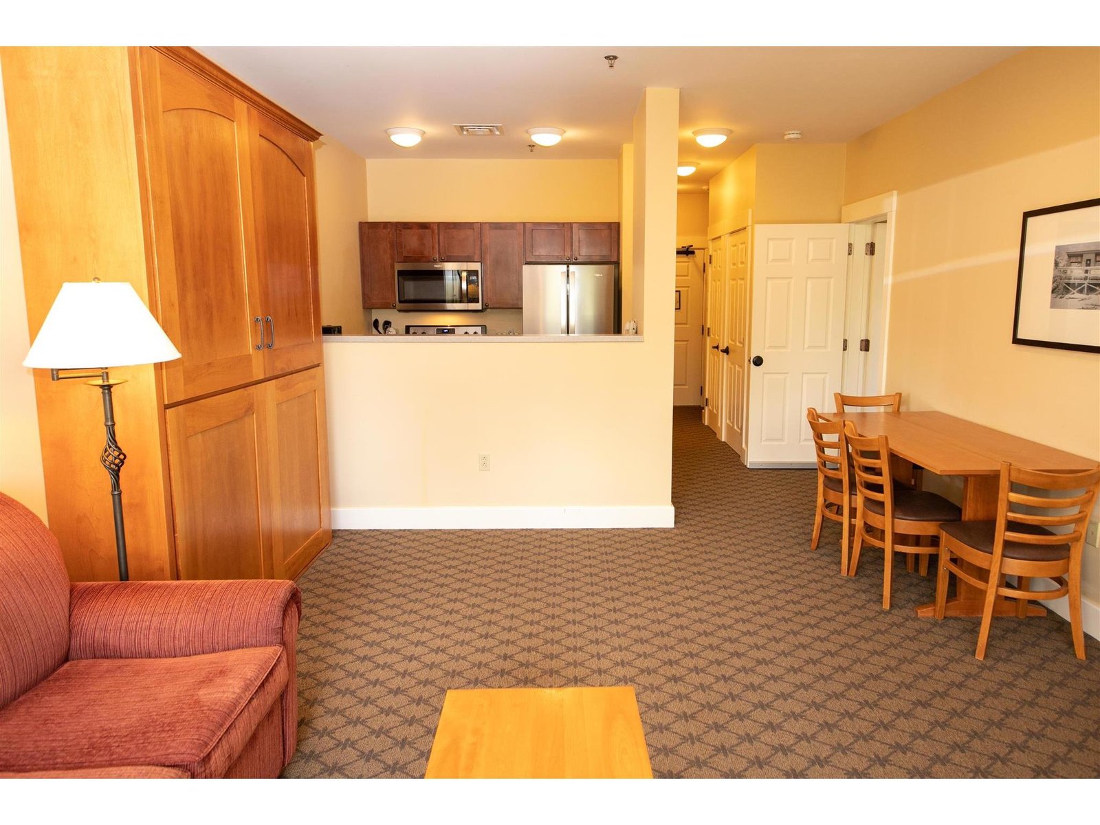 318/320 Qtr. I Jackson Gore Inn