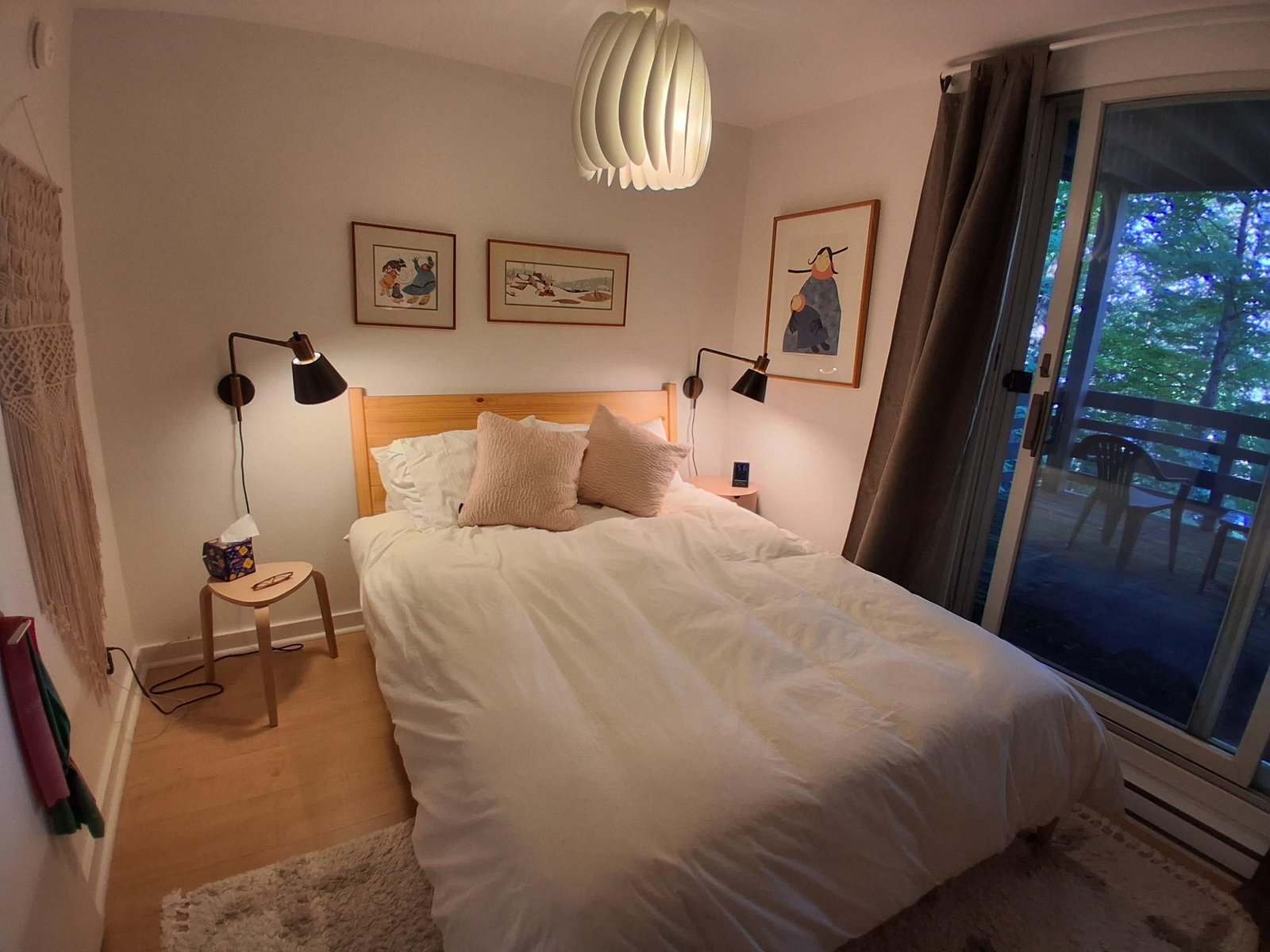 Bedroom on level 2 with deck
