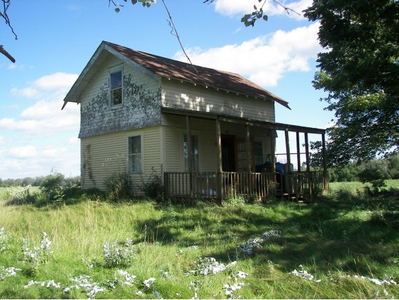 32 Bay Road