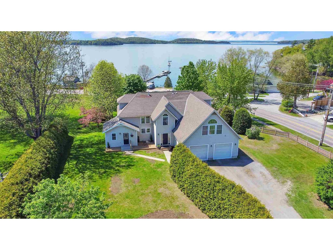 32 Bay Road