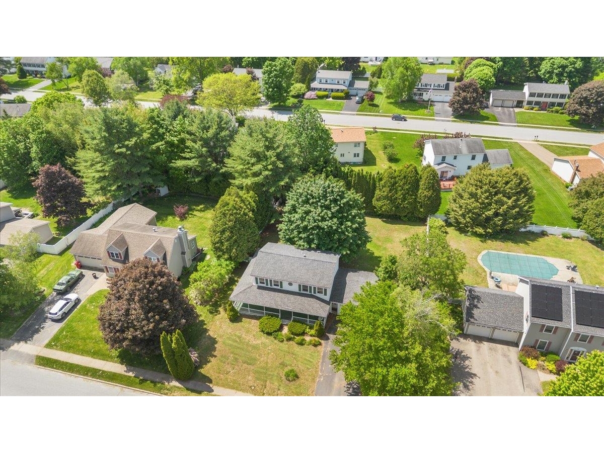 32 Countryside Drive