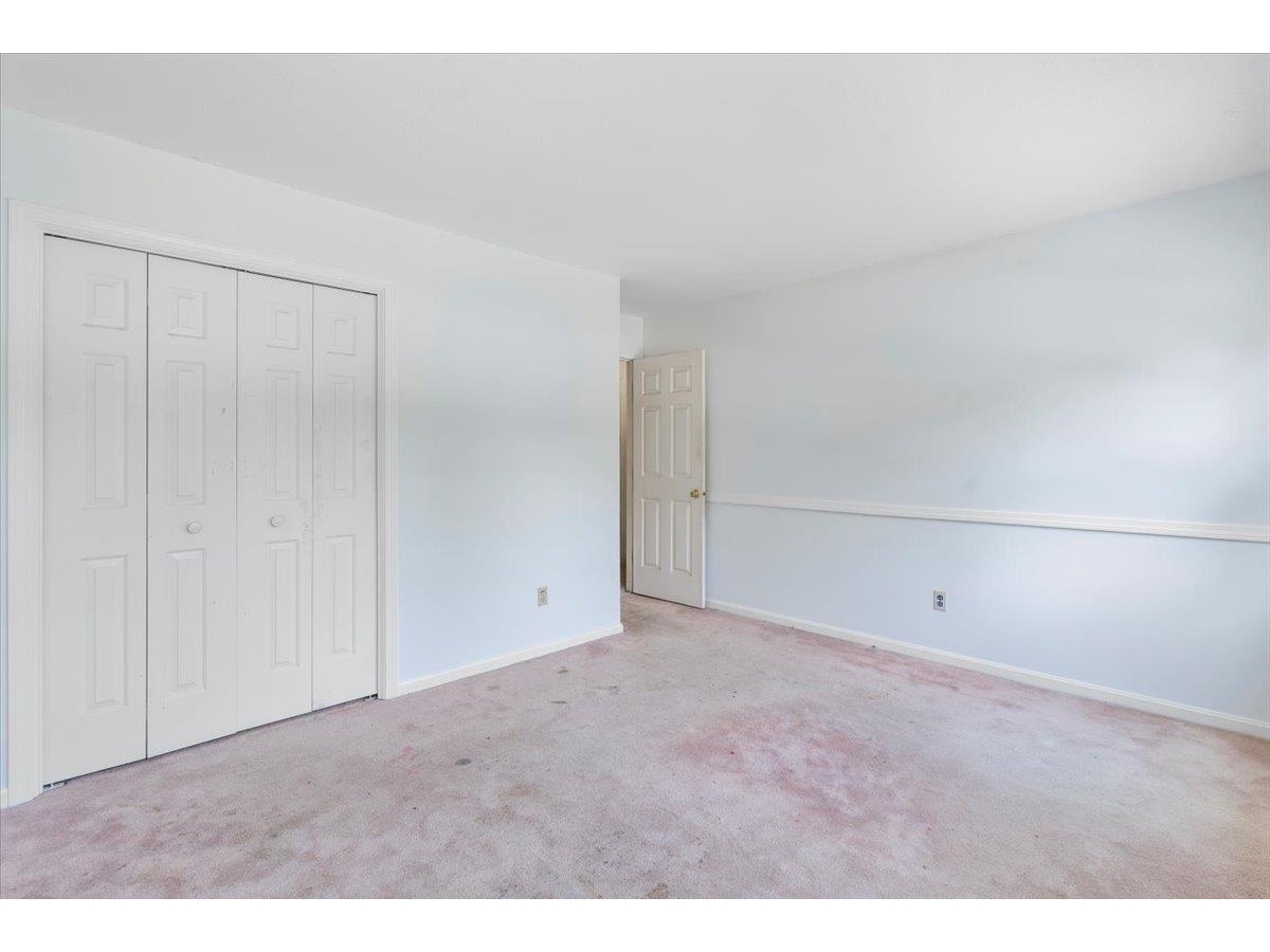 32 Countryside Drive