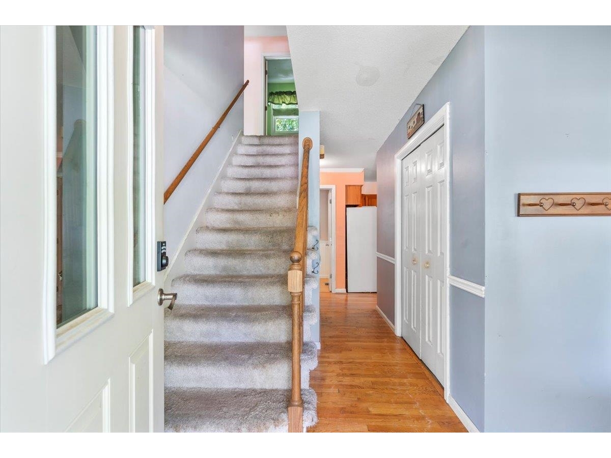 32 Countryside Drive