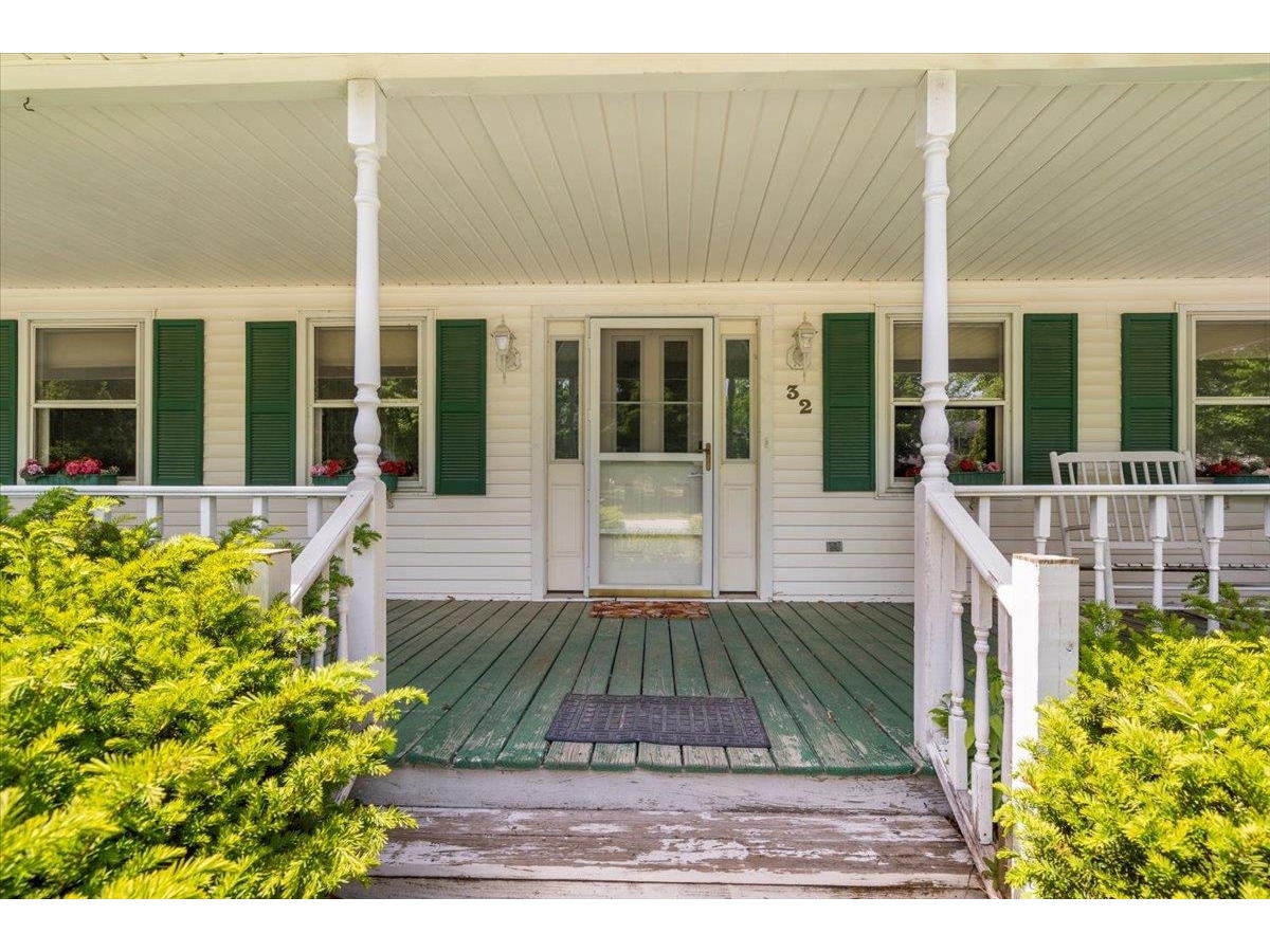 32 Countryside Drive