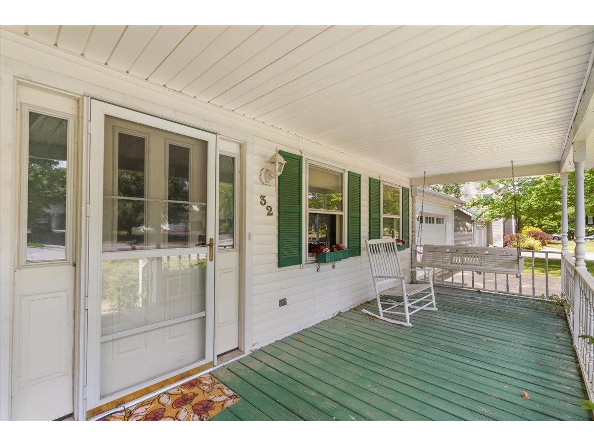 32 Countryside Drive