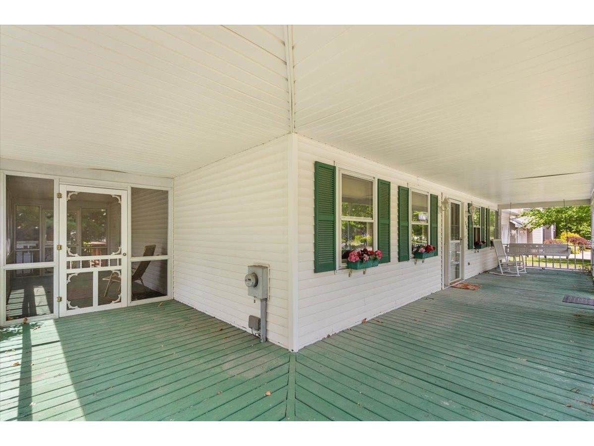 32 Countryside Drive