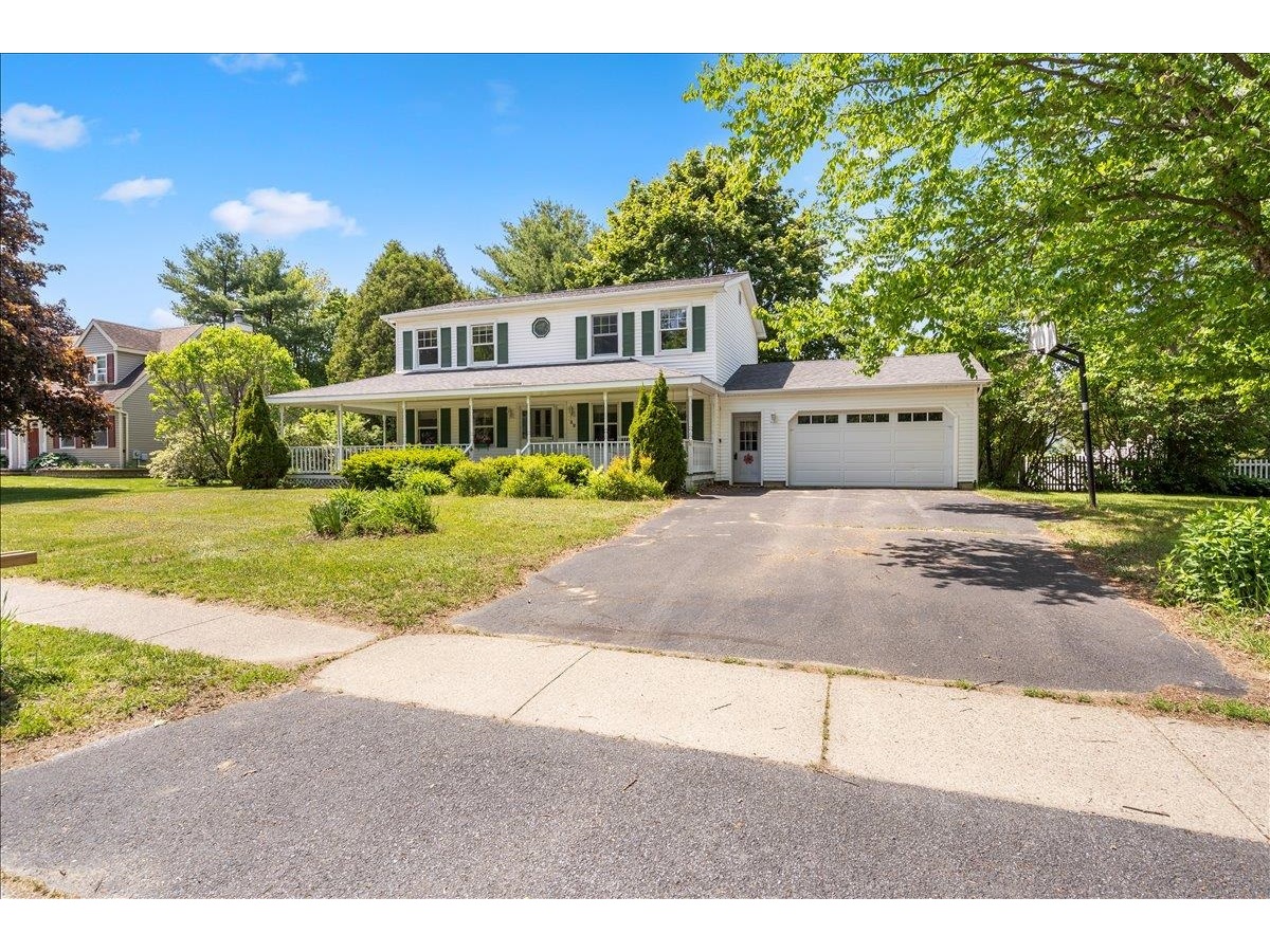 32 Countryside Drive