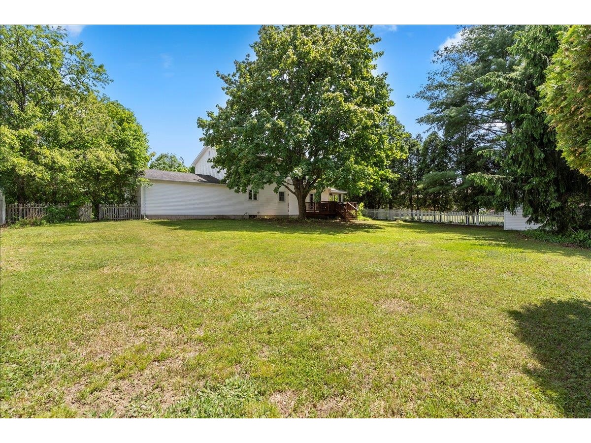 32 Countryside Drive