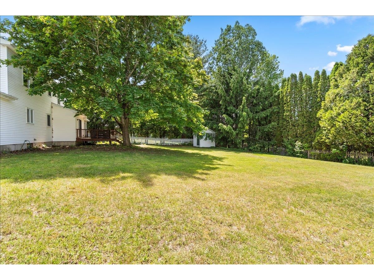 32 Countryside Drive