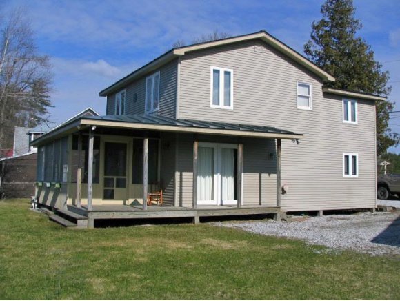 32 Dewing Rd