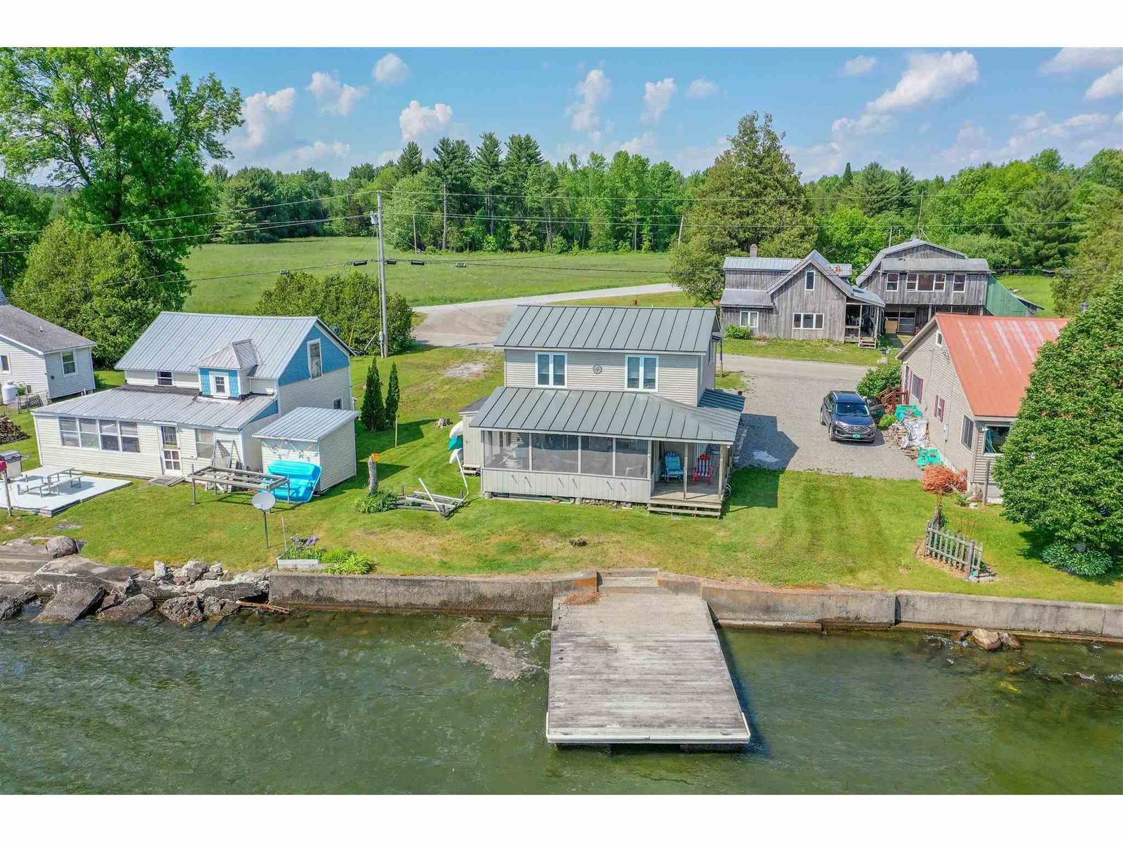 32 Dewing Road