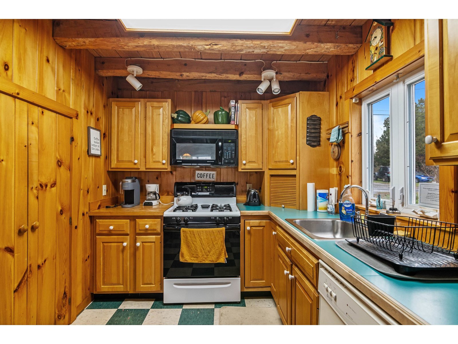 32 Dewing Road