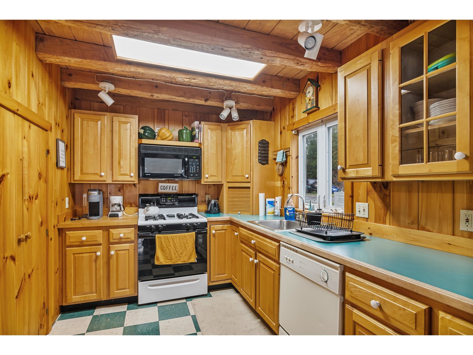 32 Dewing Road