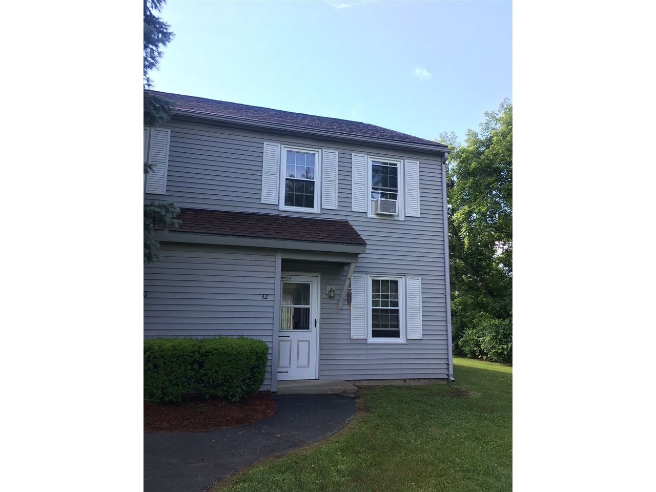 32 Gilbert Square