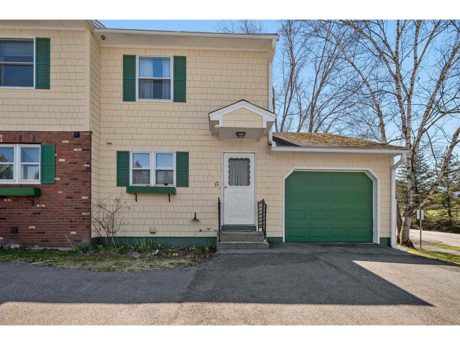 32 Independence Green