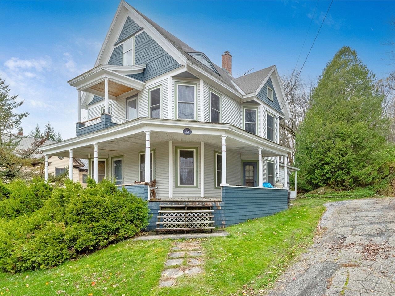 32 Intervale Avenue, Richford