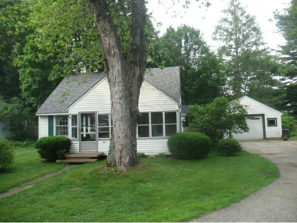 32 Lamoille Street
