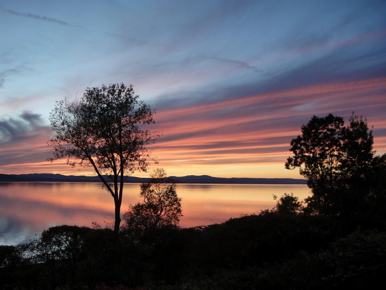 32 Northshore Drive, Burlington