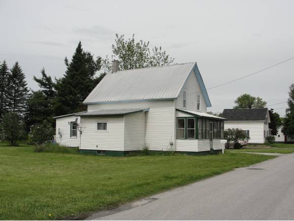 32 Pine Street