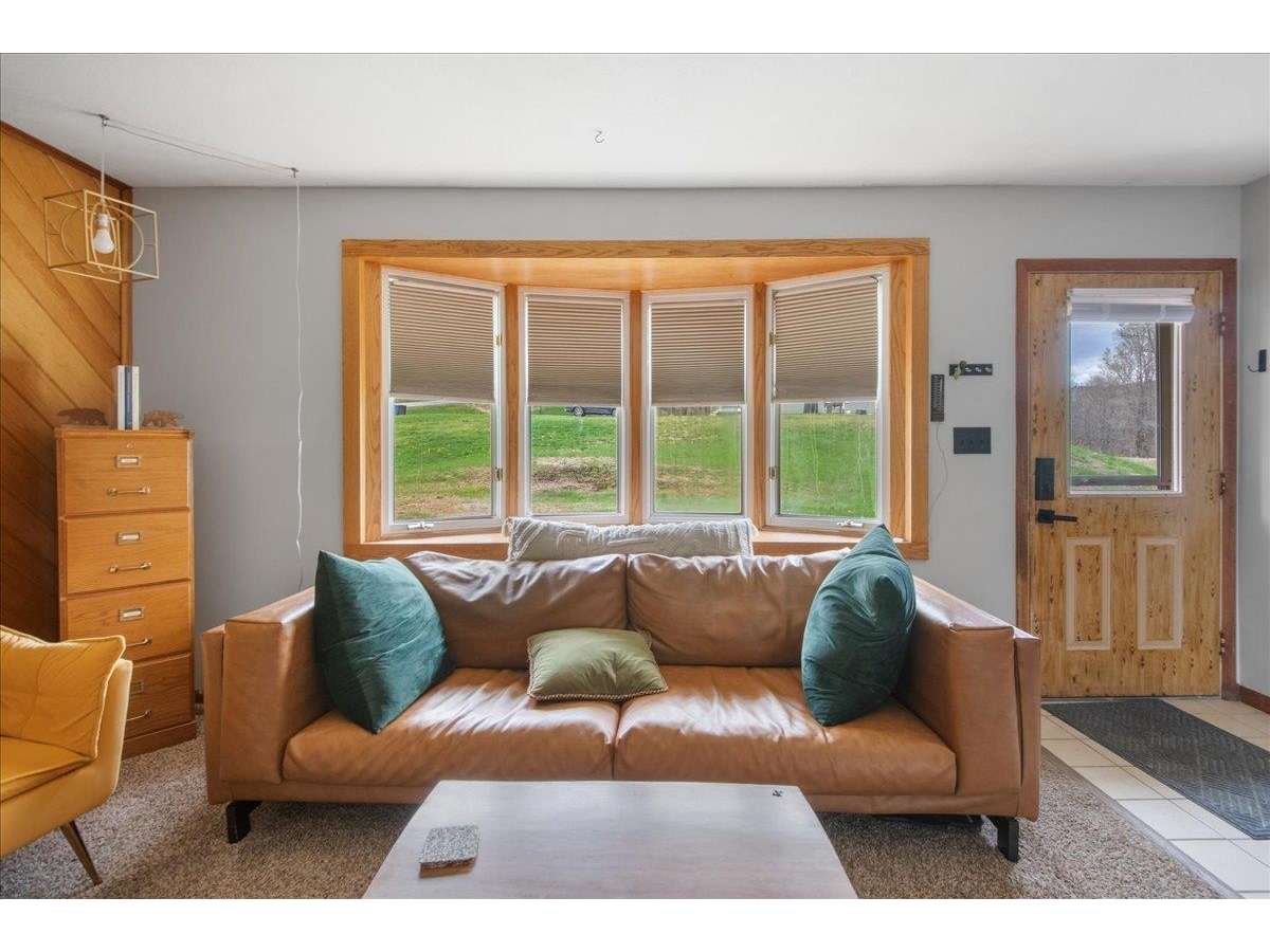32 Poker Hill Road
