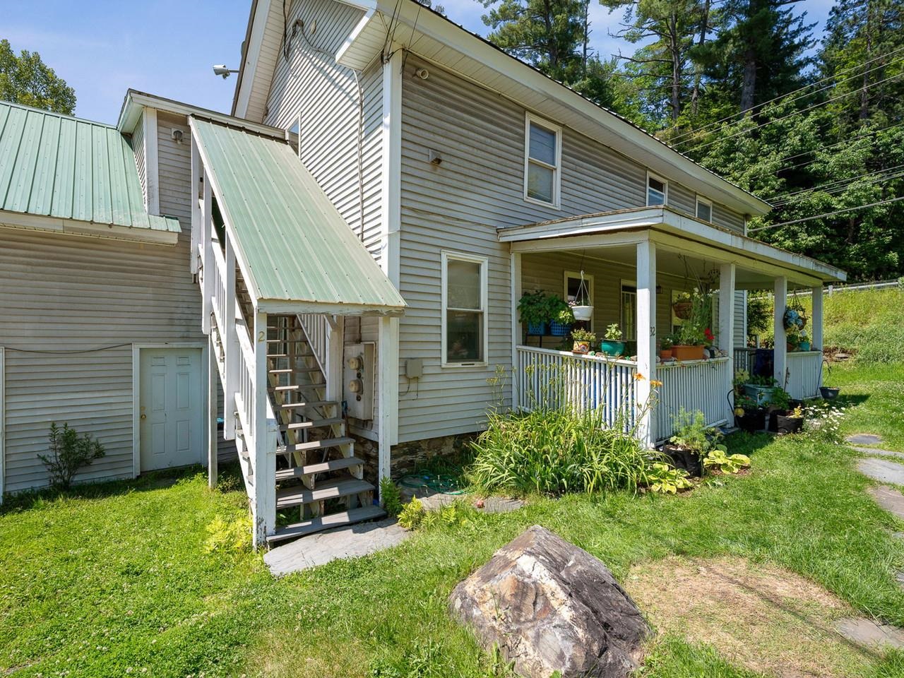 Upstairs Unit - Unit 2