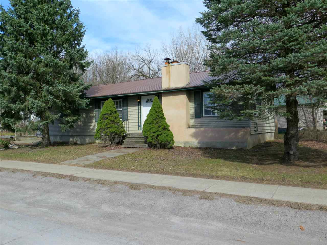32 River Street