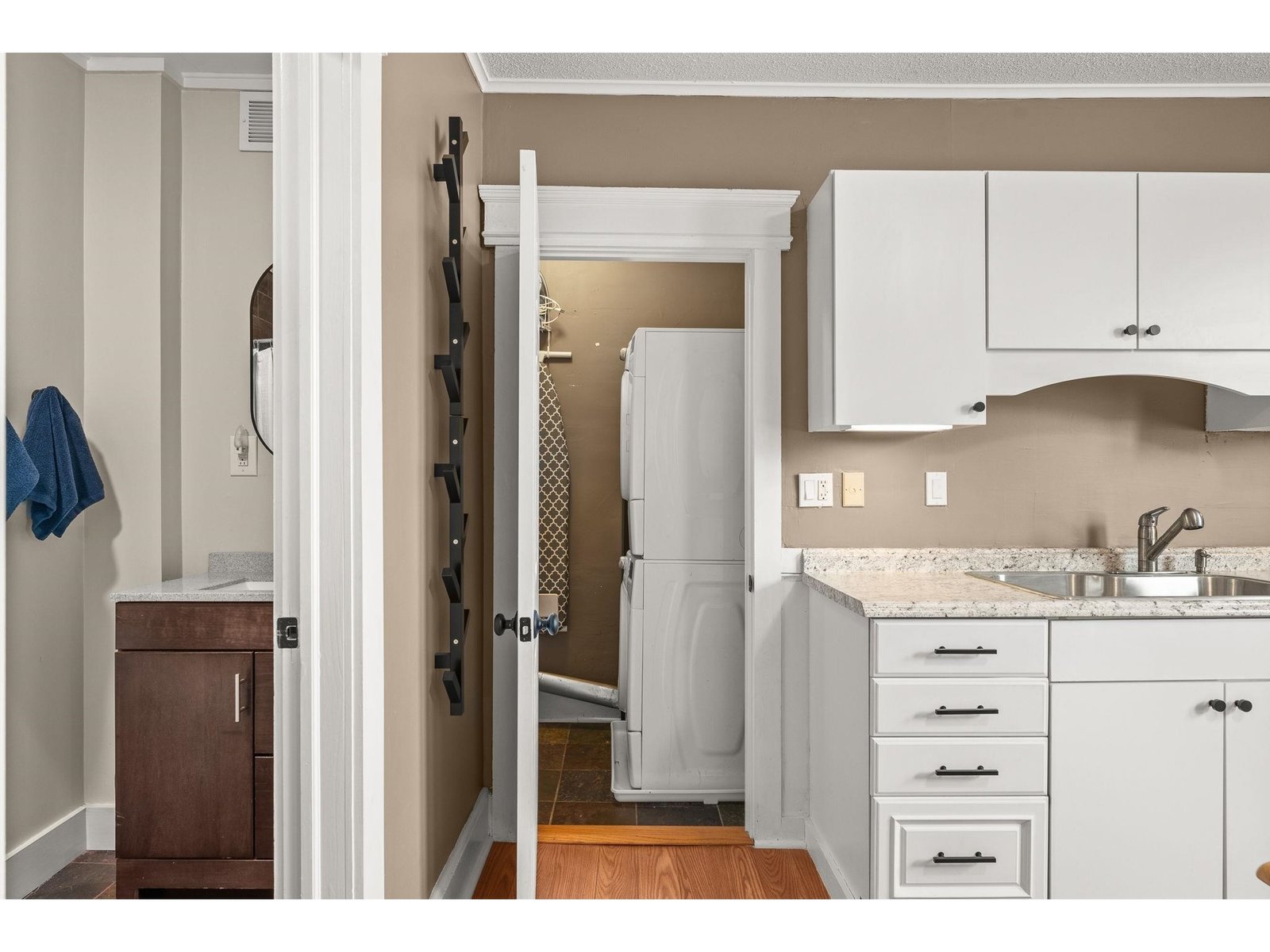 Pantry & Laundry