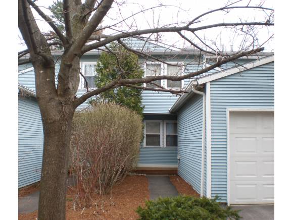 32 Valade Park, Unit 32