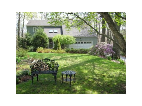 32 Wildwood Dr