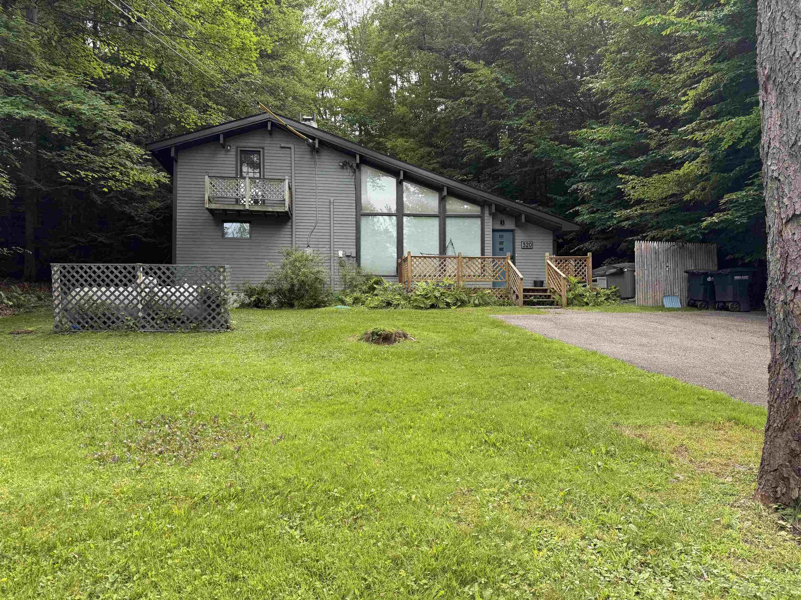 320 Golf Course Road