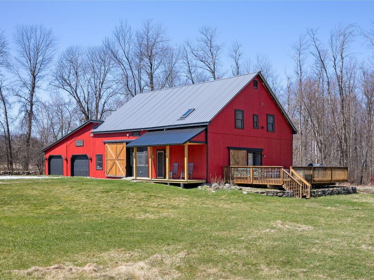 Year-round converted barn!