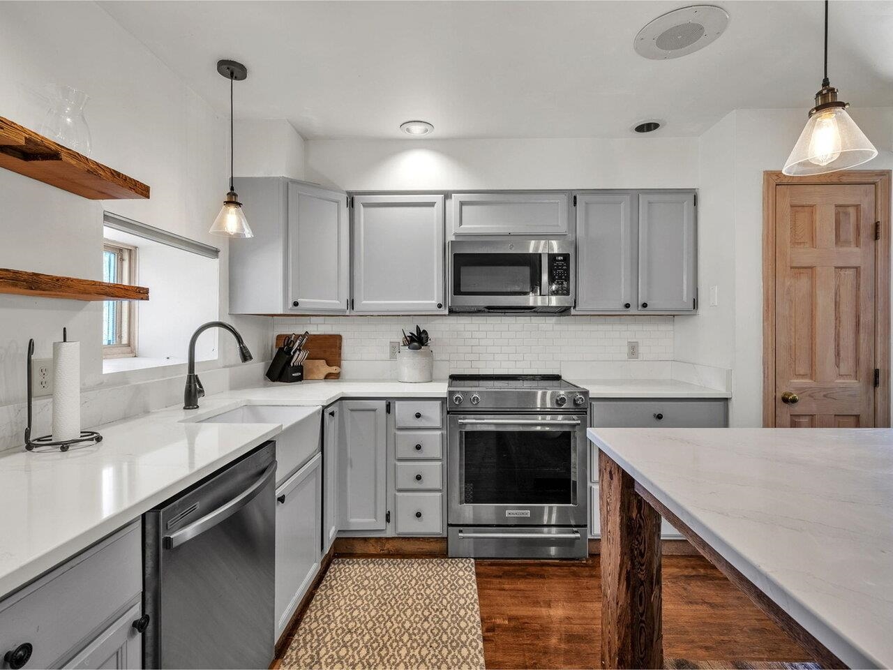 Modern kitchen