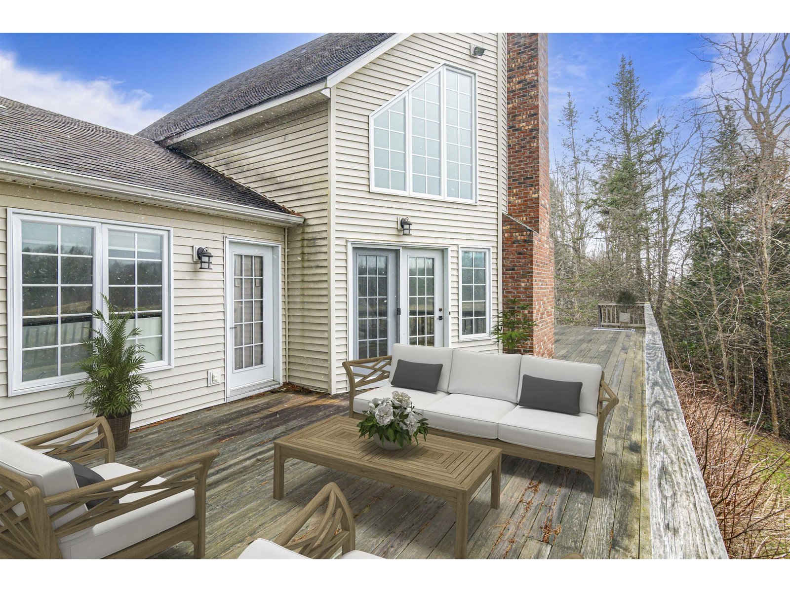 320 Sun Valley Road
