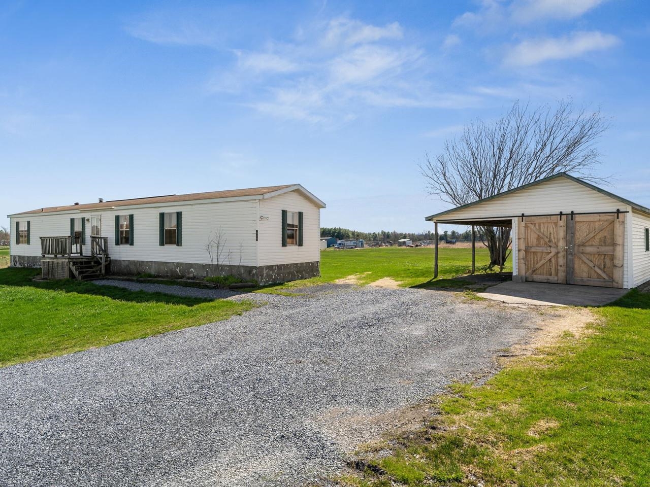320 Town House Road